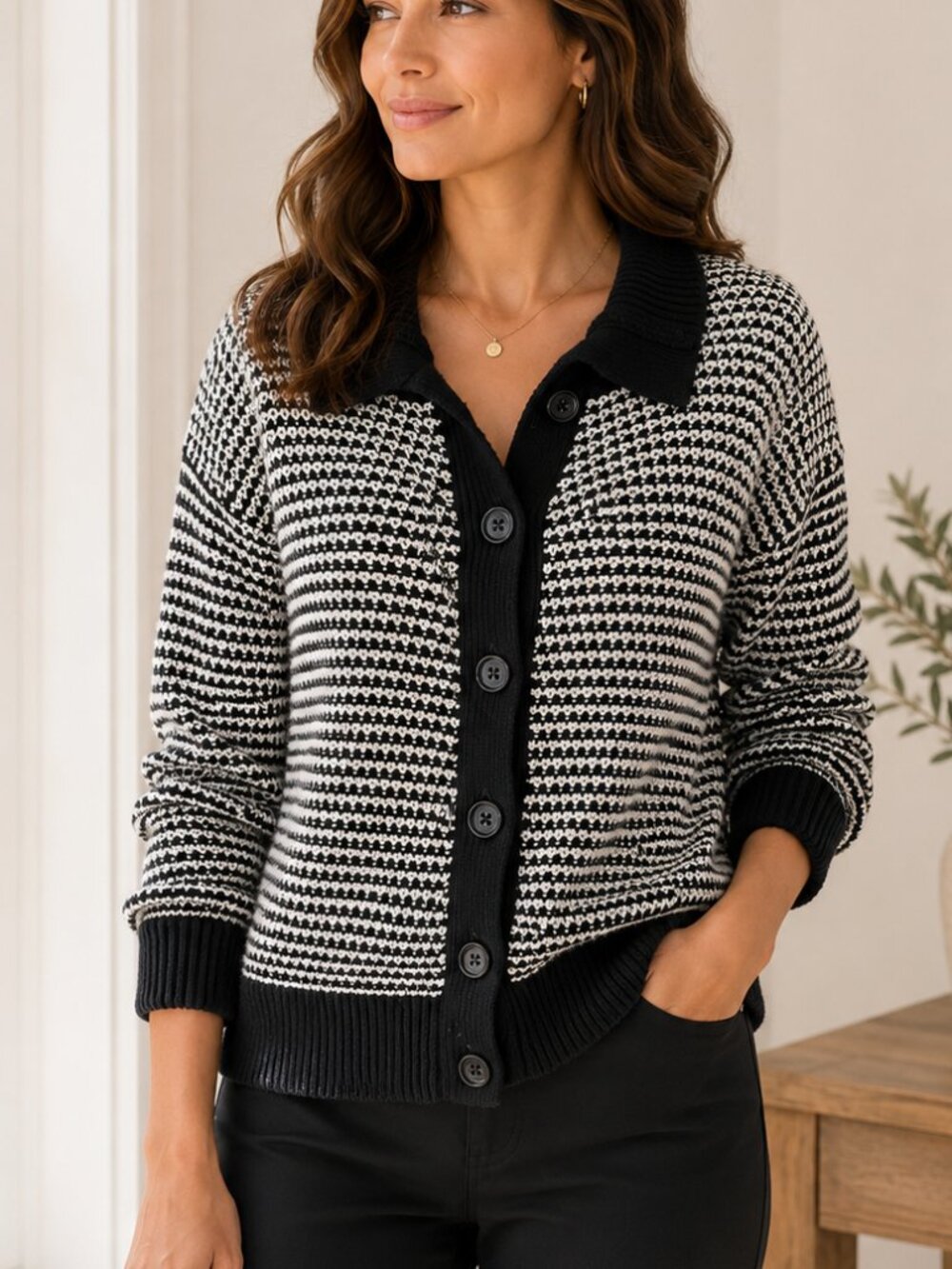 Banana Republic Black White Textured Knit Collared Cardigan Sweater S